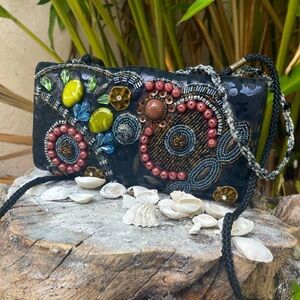 VINTAGE Mariell beaded clutch